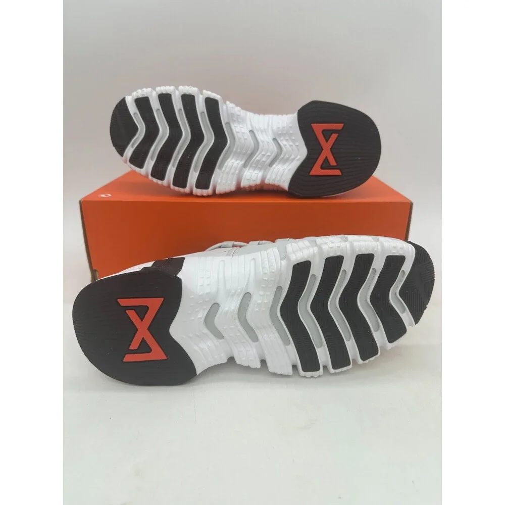 Nike Free Metcon 5 Women's Size 7.5 Grey White Gym Training Shoes DV3950 002